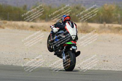 media/Mar-13-2022-SoCal Trackdays (Sun) [[112cf61d7e]]/Turn 4 (145pm)/